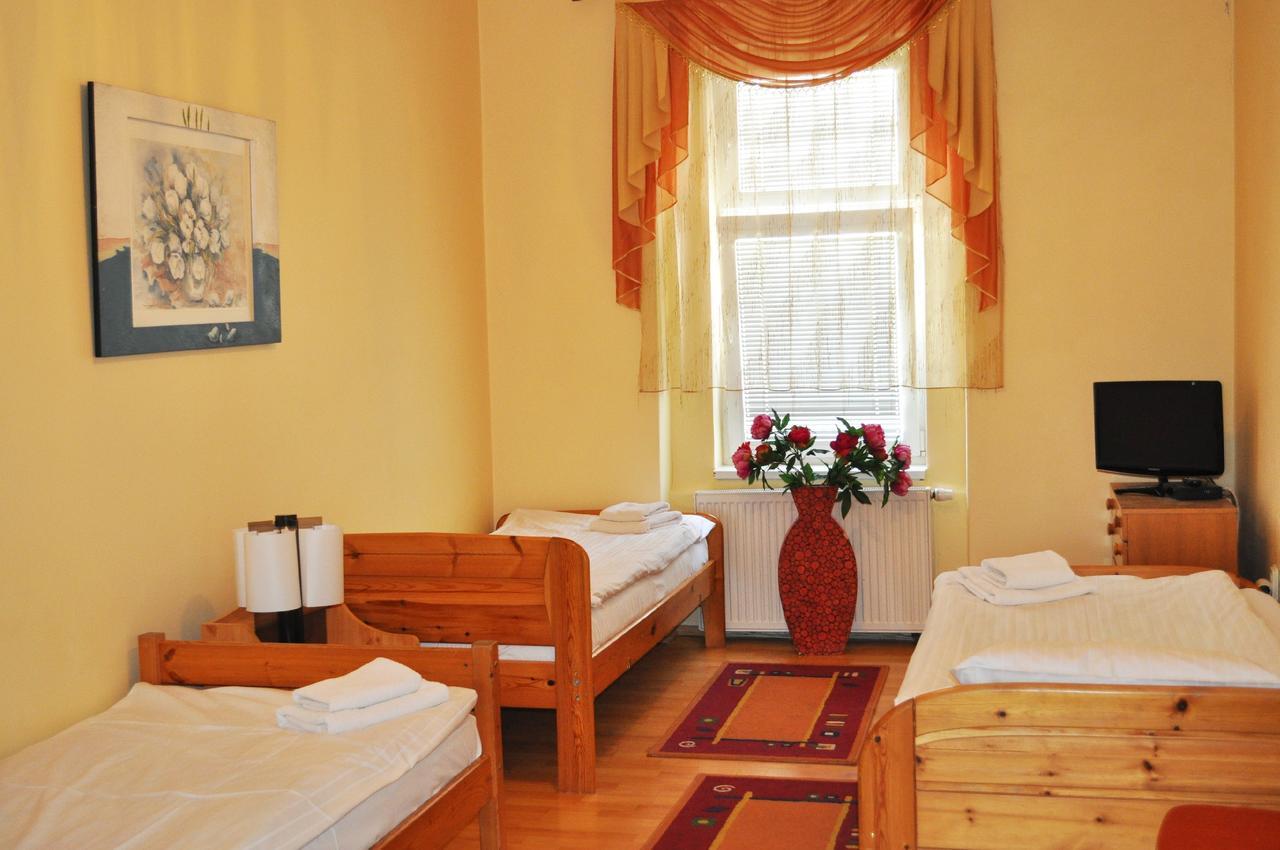 Pension Berg Prague Exterior photo