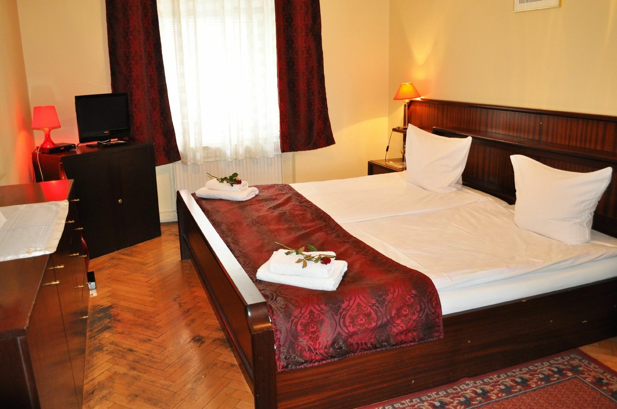 Pension Berg Prague Exterior photo